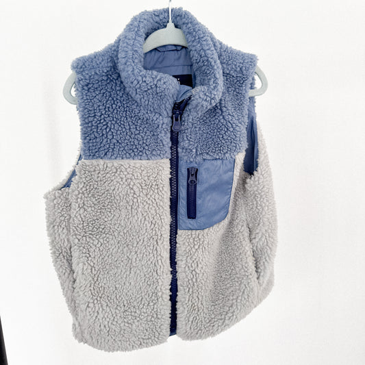 Baby Gap Vest Zip-Up (2T)